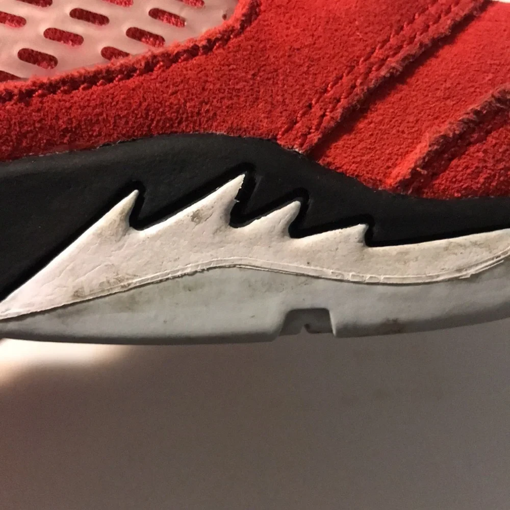 Boy’s Jordan 5 Retro Suede Sneakers